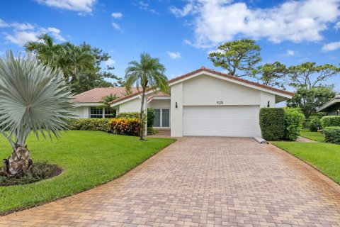 Villa ou maison à Delray Beach, Floride 3 chambres, 192.21 m2 № 2188697