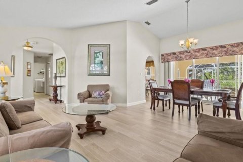 House in Rotonda, Florida 4 bedrooms, 215.53 sq.m. № 1789932 - photo 10