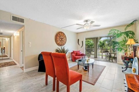 Apartment in Boca Raton, Florida 2 bedrooms, 100.33 sq.m. № 2208613 - photo 3