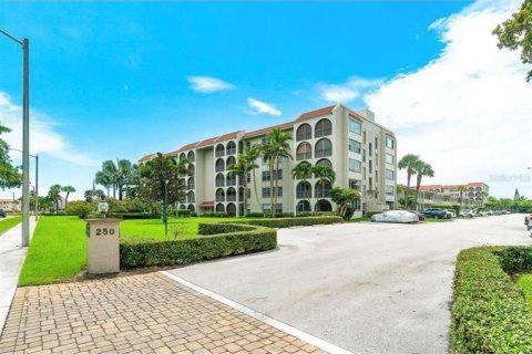 Apartment in Boca Raton, Florida 2 bedrooms, 100.33 sq.m. № 2208613 - photo 2