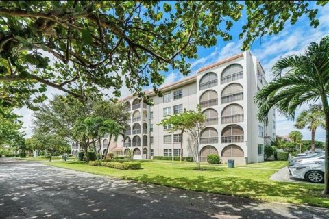 Apartment in Boca Raton, Florida 2 bedrooms, 100.33 sq.m. № 2208613