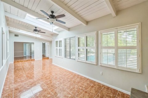 House in Longwood, Florida 4 bedrooms, 193.24 sq.m. № 1800035 - photo 24