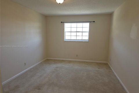 Condominio en alquiler en Lauderdale Lakes, Florida, 2 dormitorios, 96.99 m2 № 1925931 - foto 9