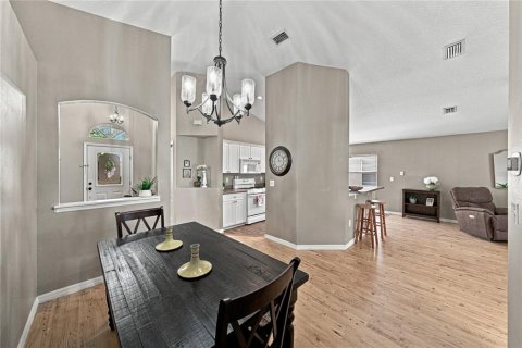House in Apollo Beach, Florida 3 bedrooms, 133.59 sq.m. № 2425511 - photo 14