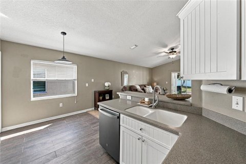 House in Apollo Beach, Florida 3 bedrooms, 133.59 sq.m. № 2425511 - photo 11