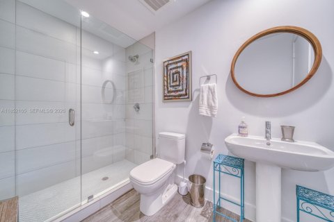 Купить кондоминиум в Майами, Флорида 2 спальни, 116.22м2, № 2054781 - фото 27
