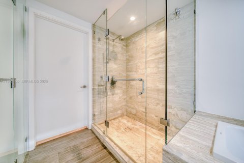 Купить кондоминиум в Майами, Флорида 2 спальни, 116.22м2, № 2054781 - фото 19