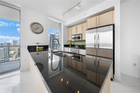 Condo in Miami, Florida, 2 bedrooms  № 1818772 - photo 5