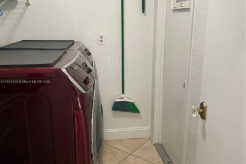 Купить виллу или дом в Хайалиа, Флорида 4 спальни, 205.96м2, № 1955904 - фото 5