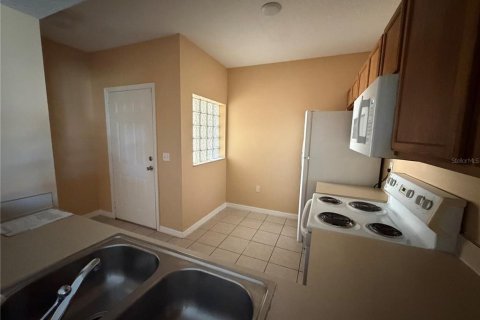 Copropriété à louer à Riverview, Floride: 3 chambres, 106.93 m2 № 2426015 - photo 5