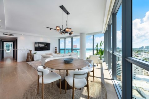 Condominio en venta en Miami Beach, Florida, 2 dormitorios, 122.26 m2 № 2088999 - foto 6
