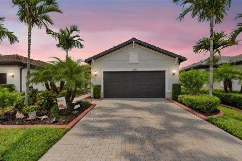 Casa en venta en North Port, Florida, 3 dormitorios, 146.23 m2 № 2417049 - foto 2