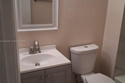 Appartement à louer à Coral Springs, Floride: 2 chambres № 2243267 - photo 5