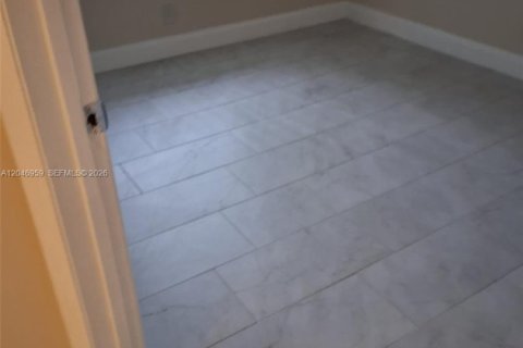 Appartement à louer à Coral Springs, Floride: 2 chambres № 2243267 - photo 10
