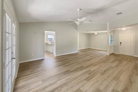 Villa ou maison à vendre à Orlando, Floride: 3 chambres, 145.11 m2 № 1842067 - photo 13