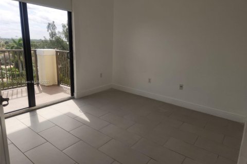 Copropriété à vendre à Miami, Floride: 2 chambres, 83.05 m2 № 1977298 - photo 10
