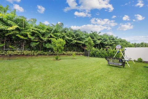 House in Boca Raton, Florida 4 bedrooms, 216.74 sq.m. № 1865652 - photo 27