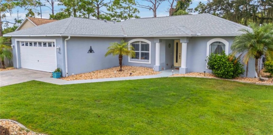 House in North Port, Florida 3 bedrooms, 121.79 sq.m. № 1904070