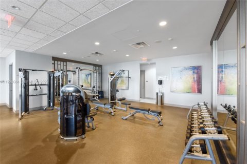 Condominio en venta en Doral, Florida, 1 dormitorio, 71.44 m2 № 2054852 - foto 22