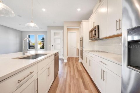 Adosado en alquiler en Orlando, Florida, 3 dormitorios, 168.15 m2 № 1866459 - foto 12