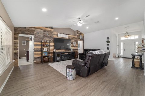 House in Ocala, Florida 4 bedrooms, 198.16 sq.m. № 1690541 - photo 7