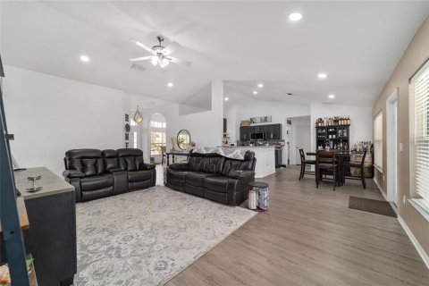 House in Ocala, Florida 4 bedrooms, 198.16 sq.m. № 1690541 - photo 10