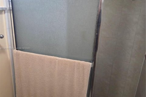 Copropriété à vendre à Miami, Floride: 2 chambres, 100.98 m2 № 1896510 - photo 29