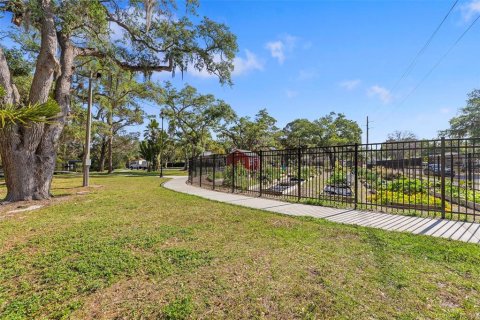 House in Bradenton, Florida 2 bedrooms, 70.51 sq.m. № 1794957 - photo 25