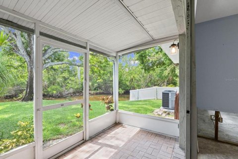 House in Bradenton, Florida 2 bedrooms, 70.51 sq.m. № 1794957 - photo 4