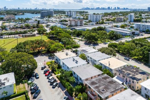 Propiedad comercial en venta en Miami Beach, Florida, 344.39 m2 № 1938839 - foto 17