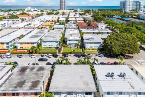 Propiedad comercial en venta en Miami Beach, Florida, 344.39 m2 № 1938839 - foto 30