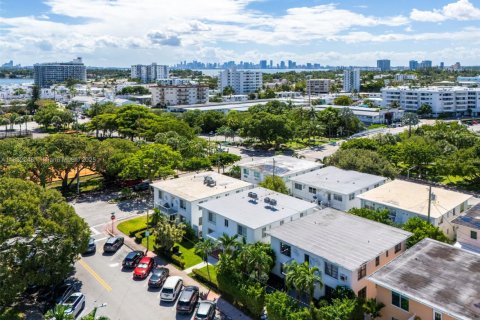 Propiedad comercial en venta en Miami Beach, Florida, 344.39 m2 № 1938839 - foto 16