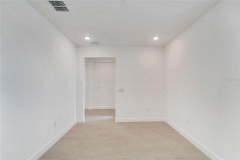 Casa en alquiler en Apollo Beach, Florida, 3 dormitorios, 182.46 m2 № 1907384 - foto 8