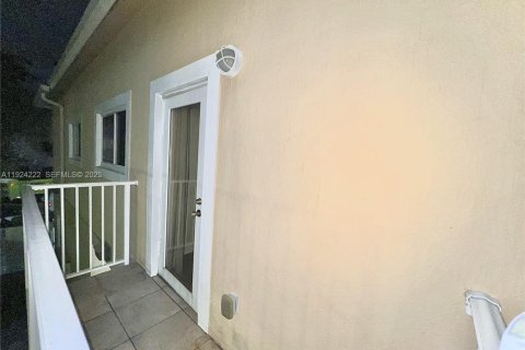 Apartment in Miami, Florida 1 bedroom, 65.03 sq.m. № 1983467 - photo 8