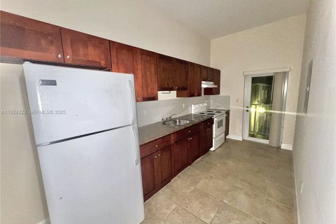 Apartment in Miami, Florida 1 bedroom, 65.03 sq.m. № 1983467 - photo 7