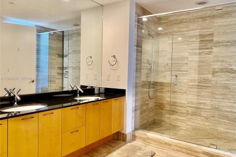 Copropriété à louer à Sunny Isles Beach, Floride: 2 chambres, 135.92 m2 № 2019657 - photo 22