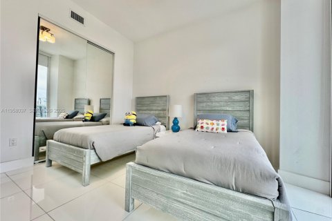 Copropriété à louer à Sunny Isles Beach, Floride: 2 chambres, 135.92 m2 № 2019657 - photo 16