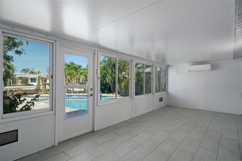 House in Hudson, Florida 3 bedrooms, 121.89 sq.m. № 1904617 - photo 25
