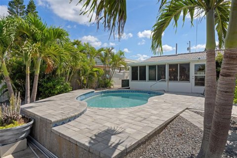 House in Hudson, Florida 3 bedrooms, 121.89 sq.m. № 1904617 - photo 30