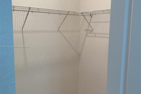 Touwnhouse à louer à Homestead, Floride: 3 chambres, 154.96 m2 № 1923096 - photo 21