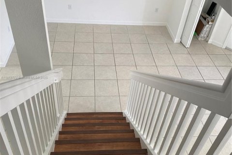 Touwnhouse à louer à Homestead, Floride: 3 chambres, 154.96 m2 № 1923096 - photo 9