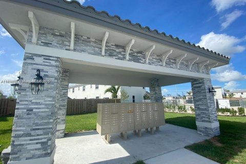 Touwnhouse à louer à Homestead, Floride: 3 chambres, 154.96 m2 № 1923096 - photo 27