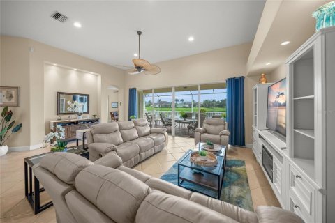 Casa en venta en Sarasota, Florida, 3 dormitorios, 234.39 m2 № 2409957 - foto 17