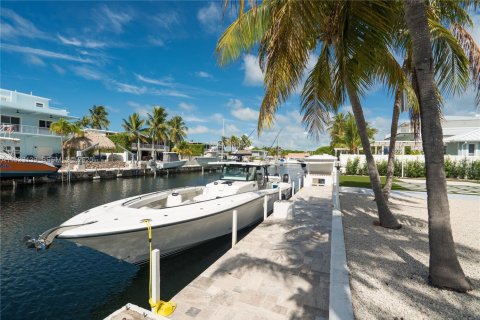 Купить виллу или дом в Ки-Ларго, Флорида 5 спален, 18.95м2, № 1976823 - фото 28