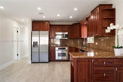 Купить виллу или дом в Ки-Ларго, Флорида 5 спален, 18.95м2, № 1976823 - фото 8