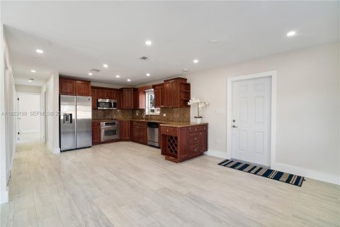 Купить виллу или дом в Ки-Ларго, Флорида 5 спален, 18.95м2, № 1976823 - фото 10