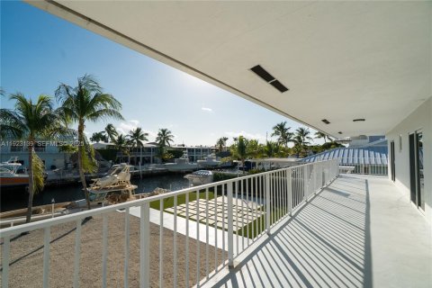 Купить виллу или дом в Ки-Ларго, Флорида 5 спален, 18.95м2, № 1976823 - фото 23