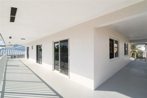 Купить виллу или дом в Ки-Ларго, Флорида 5 спален, 18.95м2, № 1976823 - фото 24