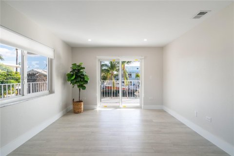 Купить виллу или дом в Ки-Ларго, Флорида 5 спален, 18.95м2, № 1976823 - фото 11