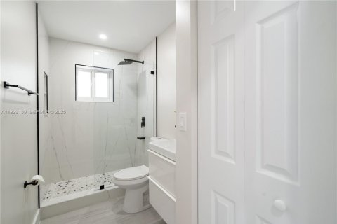 Купить виллу или дом в Ки-Ларго, Флорида 5 спален, 18.95м2, № 1976823 - фото 16